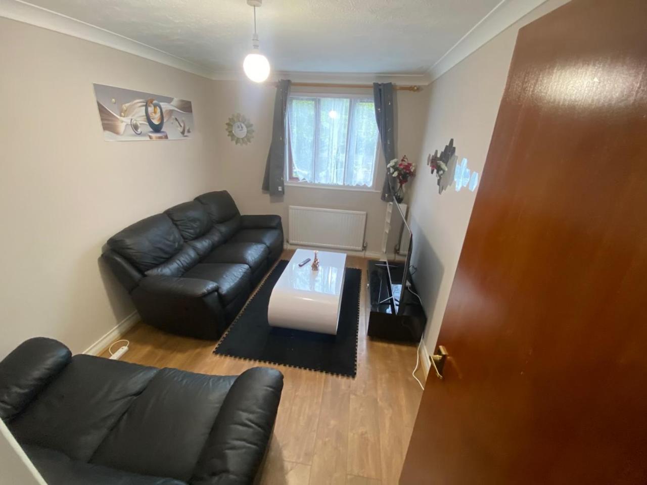 Stunning 2 Bedroom With Garden Sleep 6 London Exterior photo