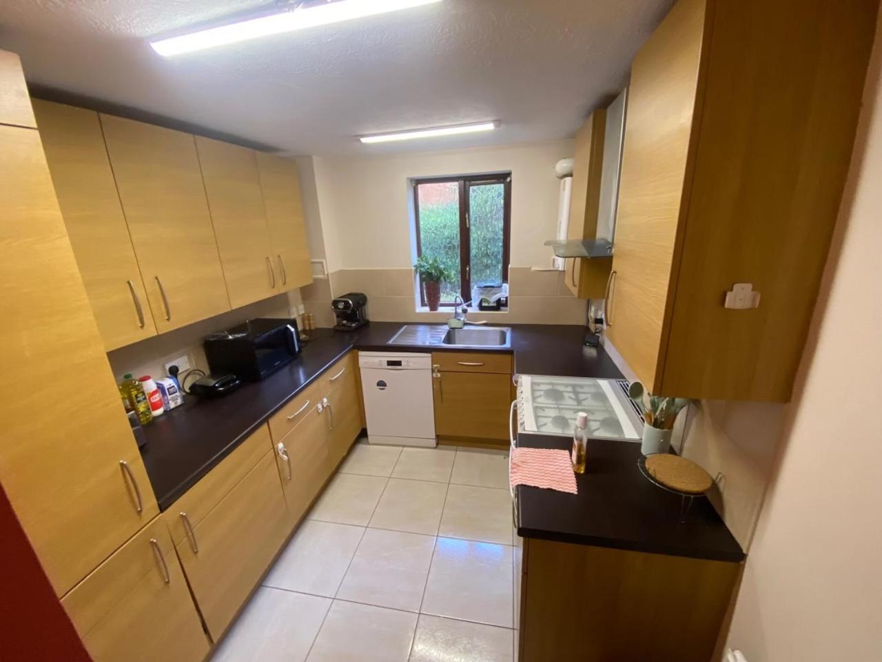 Stunning 2 Bedroom With Garden Sleep 6 London Exterior photo